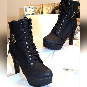 Platform MOTO Boots